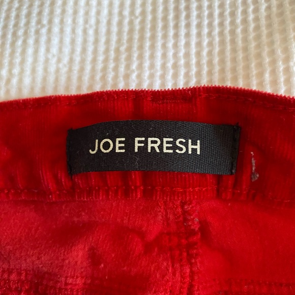 3 for $15! Bright Red Microcord skinny corduroy pants. Size 2 - Picture 2 of 10